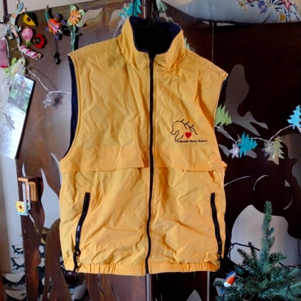 Women's Unbranded Yellow Colorado Horse Rescue Sz?